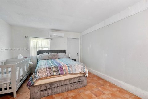 Villa ou maison à vendre à Margate, Floride: 2 chambres, 87.89 m2 № 2244171 - photo 12