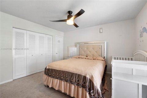 Villa ou maison à vendre à Margate, Floride: 2 chambres, 87.89 m2 № 2244171 - photo 8