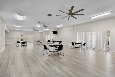 Villa ou maison à vendre à Margate, Floride: 2 chambres, 87.89 m2 № 2244171 - photo 21