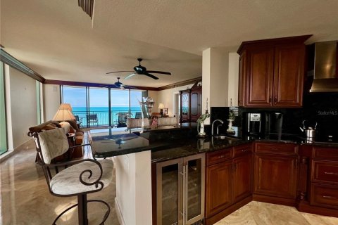 Condominio en venta en Hutchinson Island South, Florida, 3 dormitorios, 244.8 m2 № 1810775 - foto 15