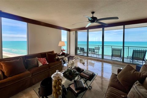 Condominio en venta en Hutchinson Island South, Florida, 3 dormitorios, 244.8 m2 № 1810775 - foto 11