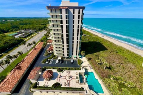 Condominio en venta en Hutchinson Island South, Florida, 3 dormitorios, 244.8 m2 № 1810775 - foto 1