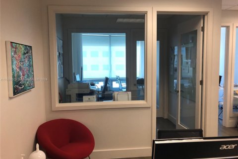 Propiedad comercial en venta en Aventura, Florida № 1959657 - foto 14