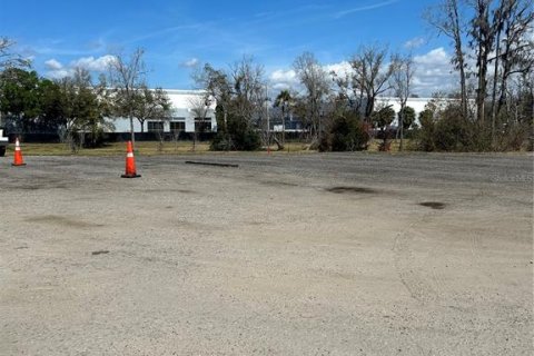 Commercial property in Tampa, Florida № 2103571 - photo 3