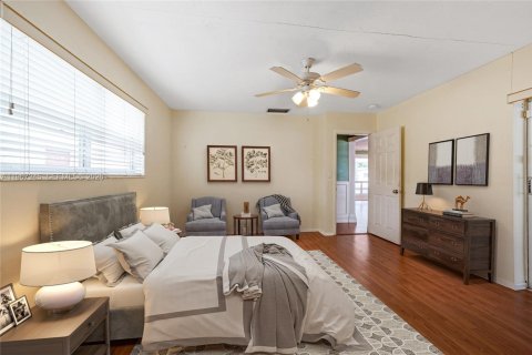 Купить виллу или дом в Мирамар, Флорида 3 спальни, 163.04м2, № 2028776 - фото 18