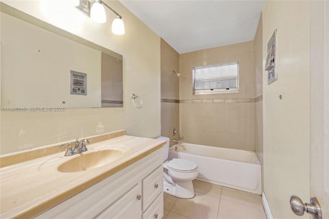 Купить виллу или дом в Мирамар, Флорида 3 спальни, 163.04м2, № 2028776 - фото 14