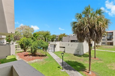 Condominio en venta en Miami, Florida, 2 dormitorios, 76.83 m2 № 1683596 - foto 7