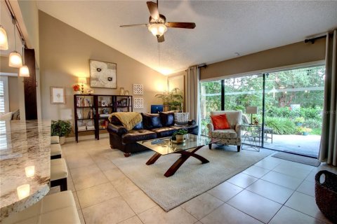 House in Lake Mary, Florida 4 bedrooms, 201.04 sq.m. № 1821484 - photo 9