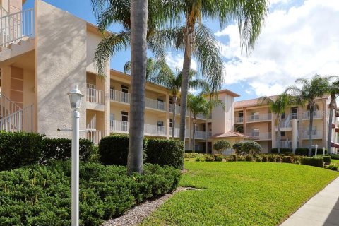 Condo à Sarasota, Floride, 2 chambres  № 2206575