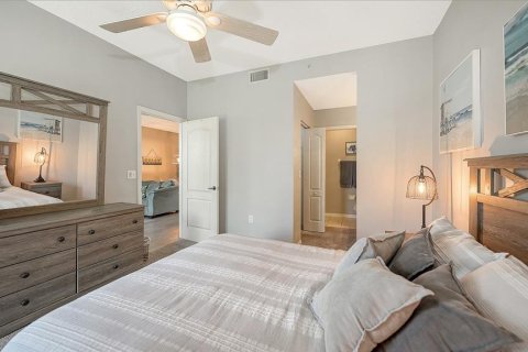 Condo in Sarasota, Florida, 2 bedrooms № 2206575 - photo 21