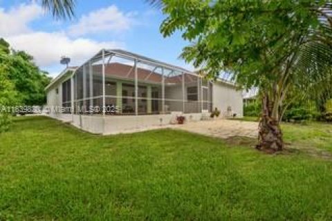 House in Marco Island, Florida 3 bedrooms № 1828772 - photo 19