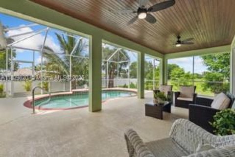 House in Marco Island, Florida 3 bedrooms № 1828772 - photo 17