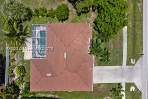House in Marco Island, Florida 3 bedrooms № 1828772 - photo 22
