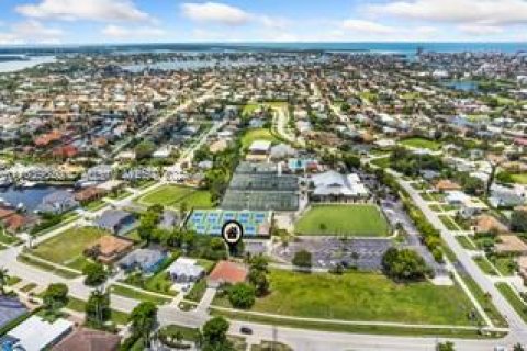 House in Marco Island, Florida 3 bedrooms № 1828772 - photo 24