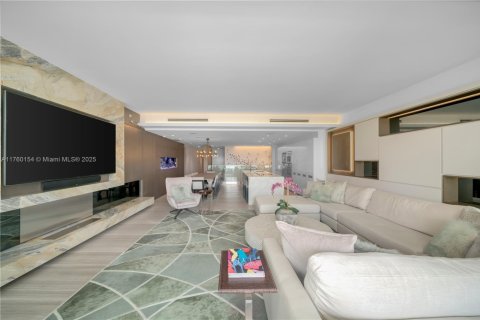 Condominio en venta en Miami Beach, Florida, 4 dormitorios, 347.92 m2 № 1979857 - foto 22