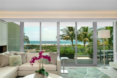 Condominio en venta en Miami Beach, Florida, 4 dormitorios, 347.92 m2 № 1979857 - foto 24