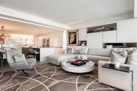 Condominio en venta en Miami Beach, Florida, 4 dormitorios, 347.92 m2 № 1979857 - foto 2