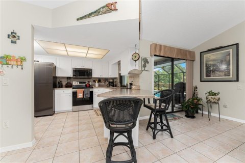 House in Englewood, Florida 2 bedrooms, 142.23 sq.m. № 1734573 - photo 7