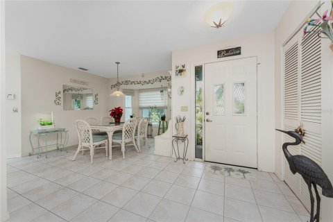House in Englewood, Florida 2 bedrooms, 142.23 sq.m. № 1734573 - photo 13