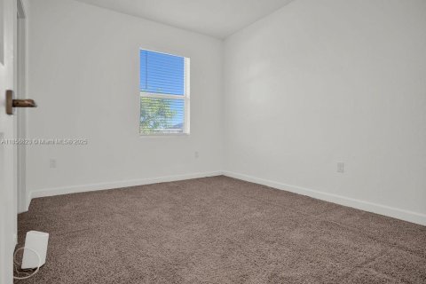 House in Homestead, Florida 4 bedrooms, 190.26 sq.m. № 1889956 - photo 18
