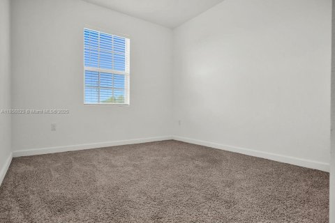 House in Homestead, Florida 4 bedrooms, 190.26 sq.m. № 1889956 - photo 21