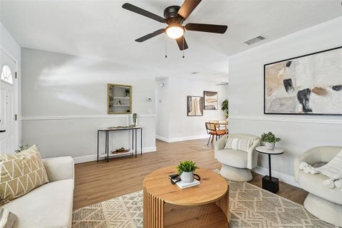 Villa ou maison à vendre à Seffner, Floride: 4 chambres, 130.06 m2 № 1795059 - photo 11