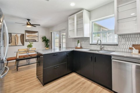 Villa ou maison à vendre à Seffner, Floride: 4 chambres, 130.06 m2 № 1795059 - photo 21