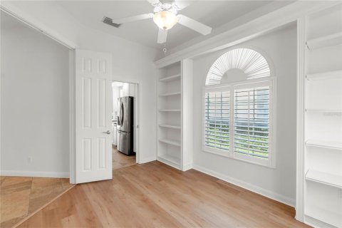 House in Sarasota, Florida 3 bedrooms, 186.55 sq.m. № 1798340 - photo 20
