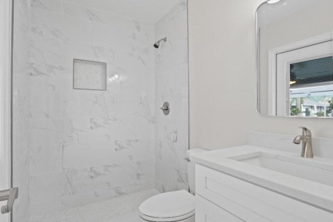 House in Apollo Beach, Florida 3 bedrooms, 147.71 sq.m. № 1760273 - photo 23