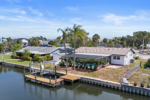 House in Apollo Beach, Florida 3 bedrooms, 147.71 sq.m. № 1760273 - photo 28