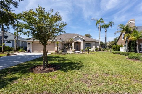 House in Palm Coast, Florida 3 bedrooms, 222.13 sq.m. № 2100699 - photo 2