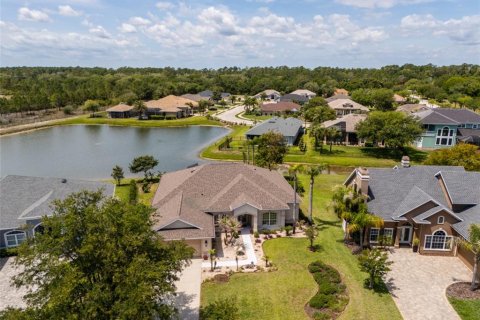 House in Palm Coast, Florida 3 bedrooms, 222.13 sq.m. № 2100699 - photo 9