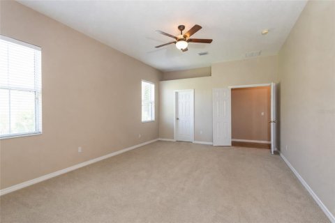 House in Palm Coast, Florida 3 bedrooms, 222.13 sq.m. № 2100699 - photo 25