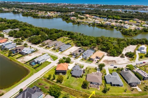 House in Palm Coast, Florida 3 bedrooms, 222.13 sq.m. № 2100699 - photo 4