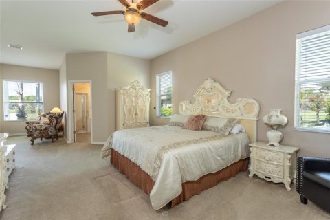 House in Palm Coast, Florida 3 bedrooms, 222.13 sq.m. № 2100699 - photo 22