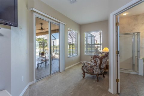 House in Palm Coast, Florida 3 bedrooms, 222.13 sq.m. № 2100699 - photo 26