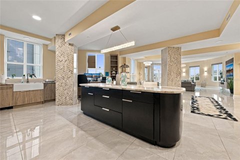 Condominio en venta en Tampa, Florida, 2 dormitorios, 244.89 m2 № 2413423 - foto 25