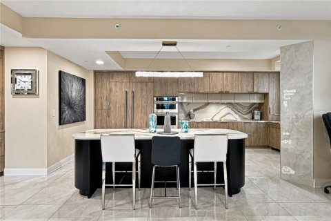 Condominio en venta en Tampa, Florida, 2 dormitorios, 244.89 m2 № 2413423 - foto 20