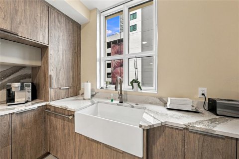 Condominio en venta en Tampa, Florida, 2 dormitorios, 244.89 m2 № 2413423 - foto 30