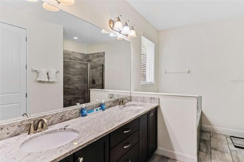 House in Kissimmee, Florida 9 bedrooms, 430.14 sq.m. № 1848462 - photo 24