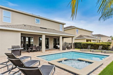 House in Kissimmee, Florida 9 bedrooms, 430.14 sq.m. № 1848462 - photo 3