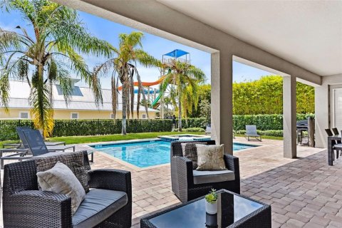 House in Kissimmee, Florida 9 bedrooms, 430.14 sq.m. № 1848462 - photo 8