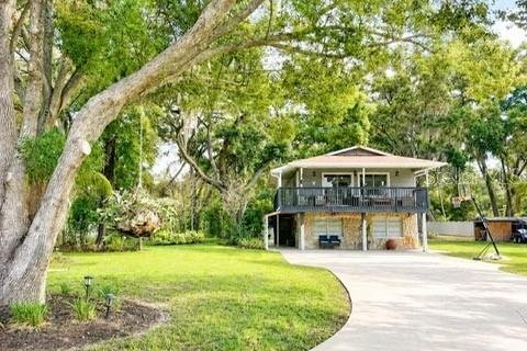House in Lutz, Florida 3 bedrooms, 142.7 sq.m. № 2219762