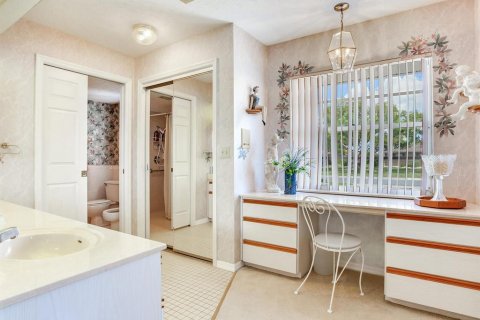 House in Sun City Center, Florida 3 bedrooms, 205.13 sq.m. № 1808025 - photo 30