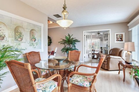 House in Sun City Center, Florida 3 bedrooms, 205.13 sq.m. № 1808025 - photo 21
