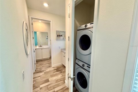 Adosado en alquiler en Kissimmee, Florida, 2 dormitorios, 128.21 m2 № 1843226 - foto 11
