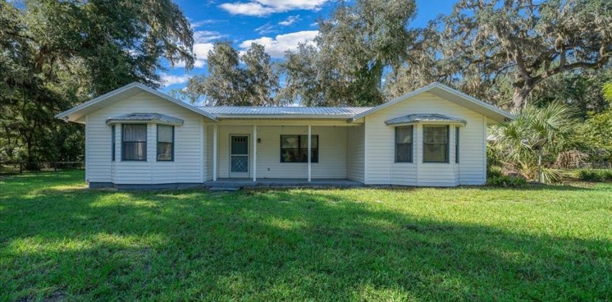 Casa en Anthony, Florida 3 dormitorios, 138.89 m2 № 1910002