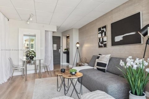 Снять в аренду кондоминиум в Форт-Лодердейл, Флорида 1 спальня, 54.35м2, № 1958801 - фото 8