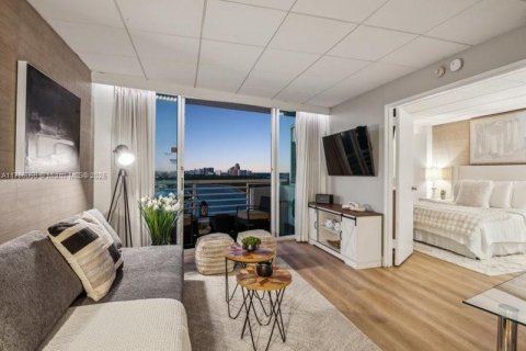 Снять в аренду кондоминиум в Форт-Лодердейл, Флорида 1 спальня, 54.35м2, № 1958801 - фото 10