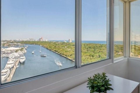 Снять в аренду кондоминиум в Форт-Лодердейл, Флорида 1 спальня, 54.35м2, № 1958801 - фото 17